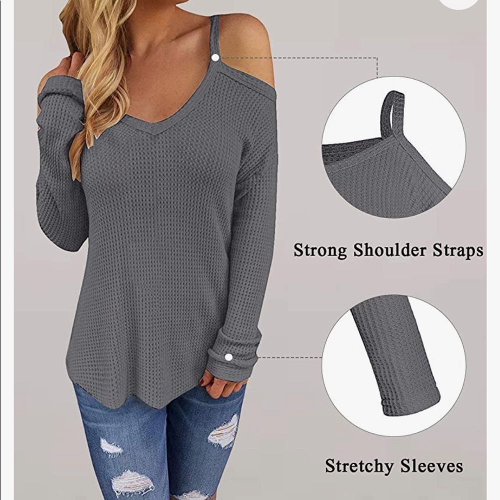 Cold Shoulder Top - Picture 3 of 5